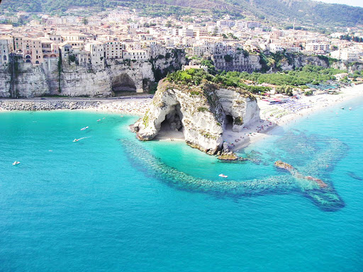 Tropea ha conquistato il titolo di “Borgo dei Borghi 2021“